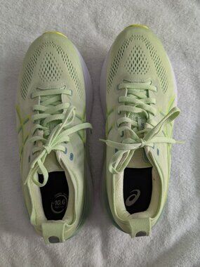 Asics Gel-Kayano Women Sneakers